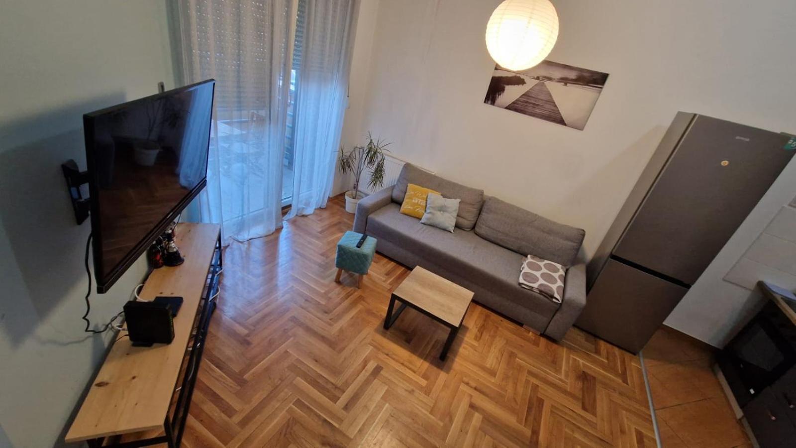 Apartment Luki Novi Sad Bagian luar foto